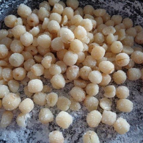 Cách làm mứt hạt sen khô