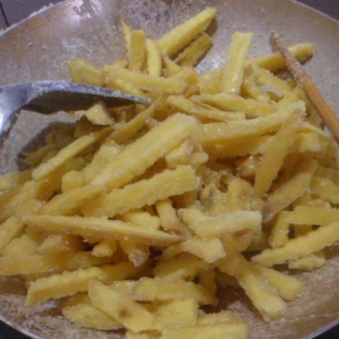 Cách làm mứt khoai lang trắng