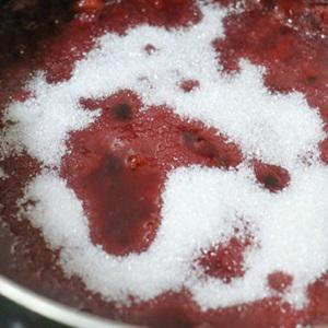 Cách làm mứt mận