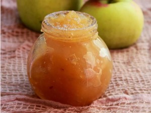 Mứt táo homemade