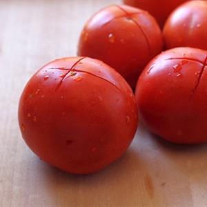 Cách làm mứt táo với cà chua