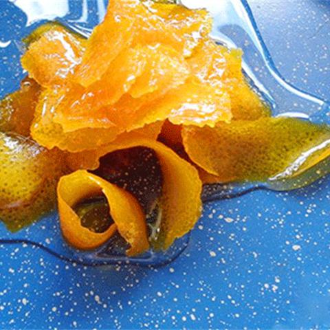 Cách làm mứt vỏ cam chua ngọt