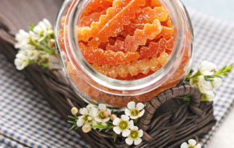 Mứt vỏ cam dẻo thơm chống viêm họng ngày lạnh