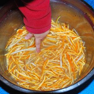 Cách làm mứt quýt gừng dẻo