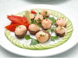 Nấm đông cô nhồi hải sản