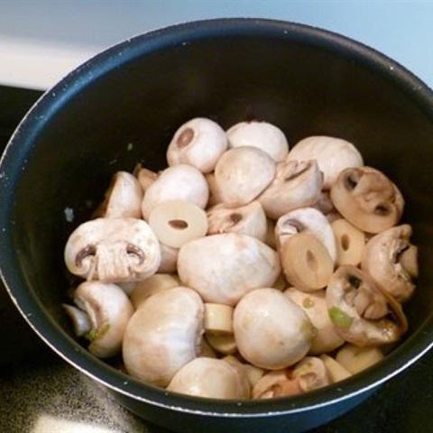 Cách làm nấm kho măng