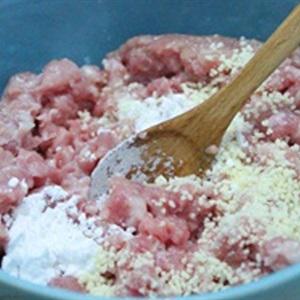 Cách làm nấm nhồi thịt chiên xù