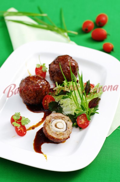 Nấm rơm bọc thịt nướng sả