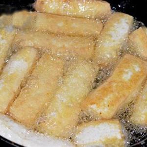 Cách làm nấm rơm xào đậu hũ