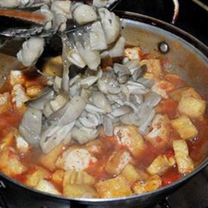 Cách làm nấm rơm xào đậu hũ