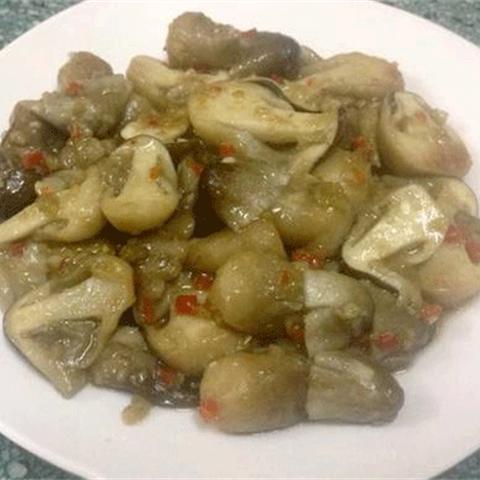 Cách làm nấm rơm xào sả ớt