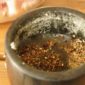 Cách làm nấm, thịt kho tàu