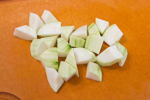 Nấm  xào chay kiểu Đài Loan vừa nhanh vừa dễ lại ngon hết ý