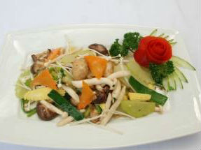 Nấm xào ngũ sắc