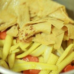 Cách làm nấm xào rau củ