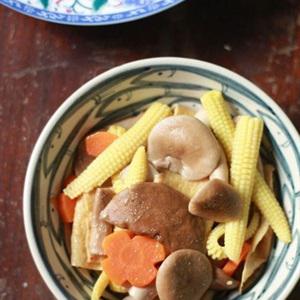 Cách làm nấm xào rau củ