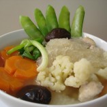 Nấu canh bóng thập cẩm cho bà bầu ngon miệng