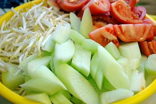 Nấu canh chua cá ngát ngon nổi tiếng cho bà bầu dưỡng thai