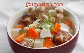 Nấu canh nấm chay với hạt sen siêu tốc