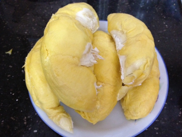 Nấu chè đậu xanh sầu riêng mùi vị hấp dẫn cả nhà