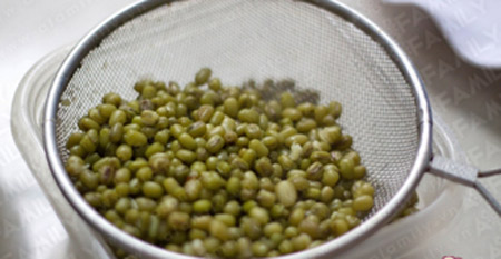 Nấu chè nha đam làm đẹp da khỏe dáng