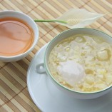 Nấu chè táo xọn củ năng