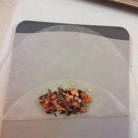 Cách làm nem cá hồi chiên xù