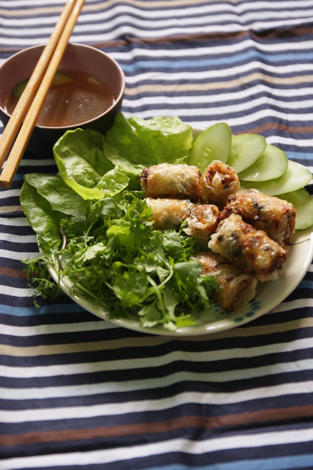 Nem chiên giòn tan