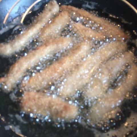 Cách làm nem chua chiên giòn