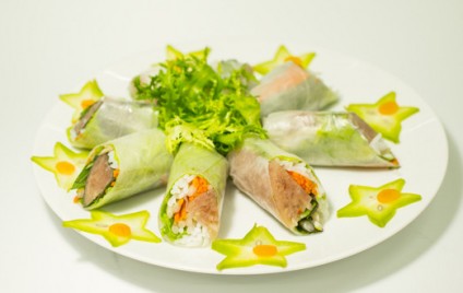 Nem chua cuốn diếp