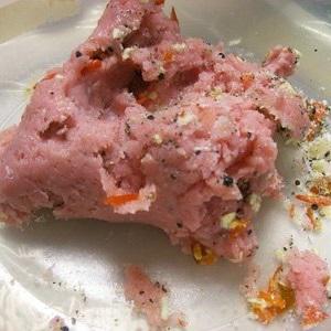 Cách làm nem chua gói lá