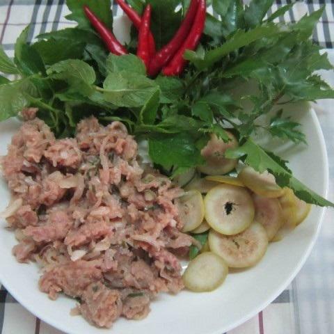 Cách làm nem chua nướng cuốn bánh tráng