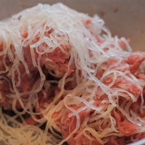 Cách làm nem chua siêu tốc