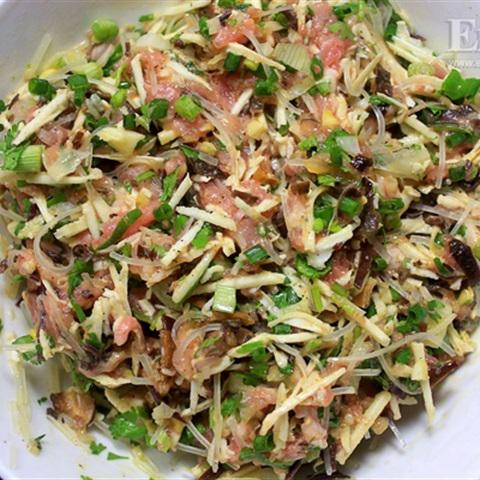 Cách làm nem cuộn khoai môn