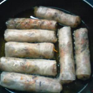 Cách làm nem gà cua bể