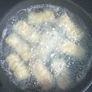 Cách làm nem hải sản chiên xù