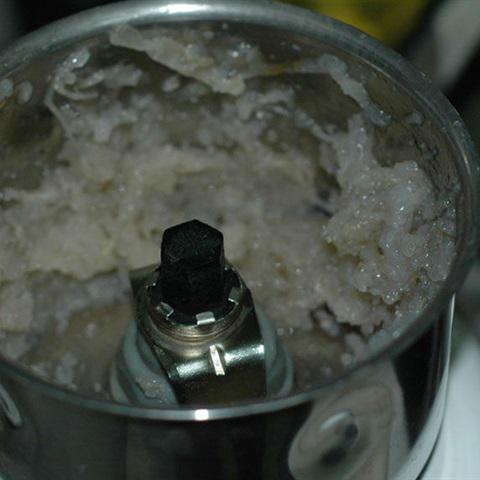 Cách làm nem hạt sen