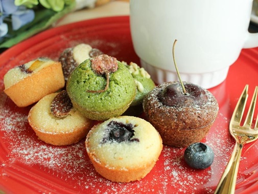 Nem hoa quả giòn thơm lạ miệng, ngon mê mẩn ngay từ miếng đầu tiên