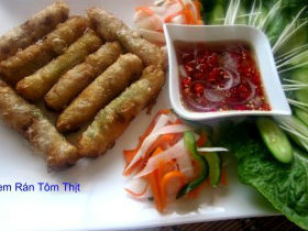 Nem rán tôm thịt Đà Nẵng