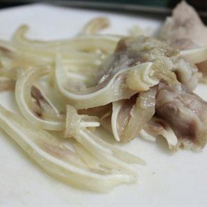 Cách làm nem tai cuốn lá sung