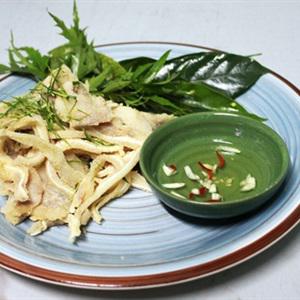 Cách làm nem tai cuốn lá sung