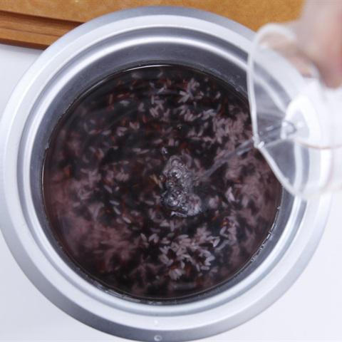 Cách làm nếp cẩm trái cây