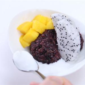 Cách làm nếp cẩm trái cây