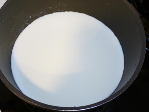 Ngạc nhiên với cách làm bánh bông lan trong quả trứng vừa mềm xốp lại vừa thơm ngon