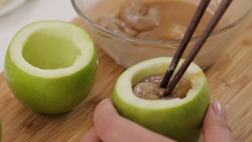 Ngại gì ngày hè với bánh nhân đào thanh mát ngon tuyệt cú mèo