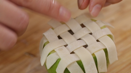 Ngại gì ngày hè với bánh nhân đào thanh mát ngon tuyệt cú mèo