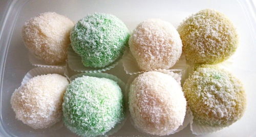 Ngán trứng vịt muối sao bạn không thử làm trứng cút muối chỉ 4 ngày là dùng được