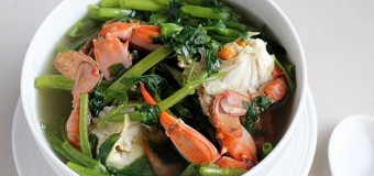 Ngày hè mát mẻ với canh Ghẹ nấu Rau Muống