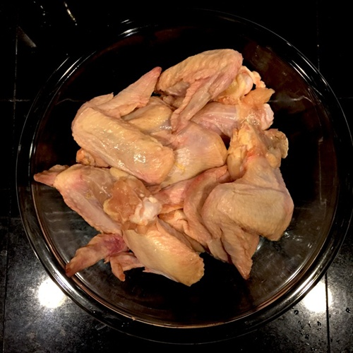 Ngây ngất với cánh gà chiên mắm đậm đà, giòn ngon