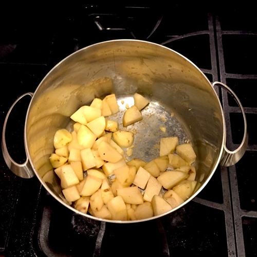 Ngây ngất với cánh gà chiên mắm đậm đà, giòn ngon